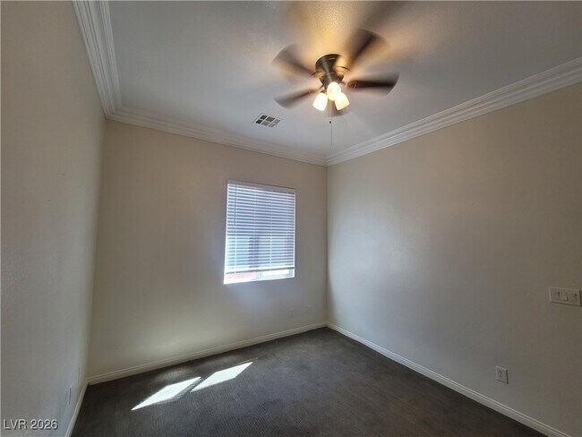 Building Photo - 9338 Wilderness Glen Ave