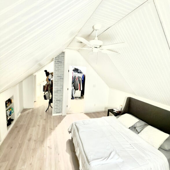 Building Photo - 2833 S 128th St