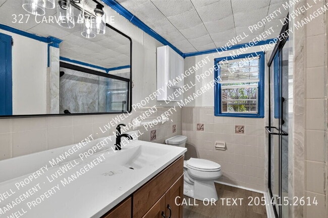 Building Photo - 327 Carver Ave