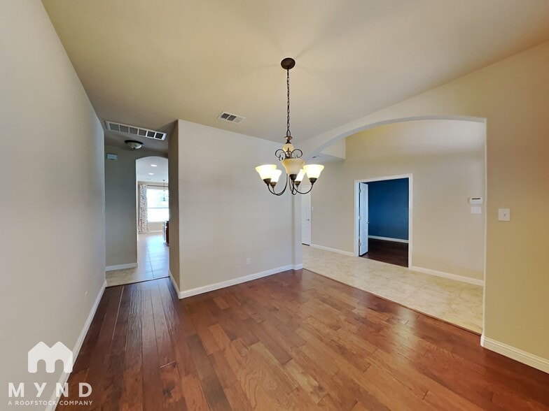 Building Photo - 713 Wood Mesa Ct