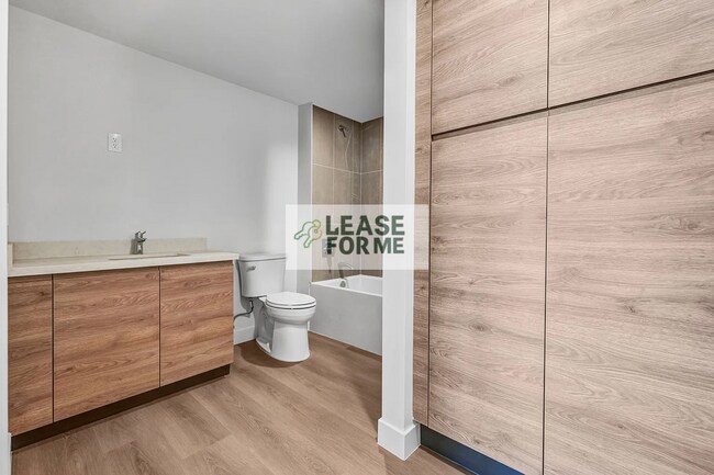 Building Photo - 8867 Alcott St