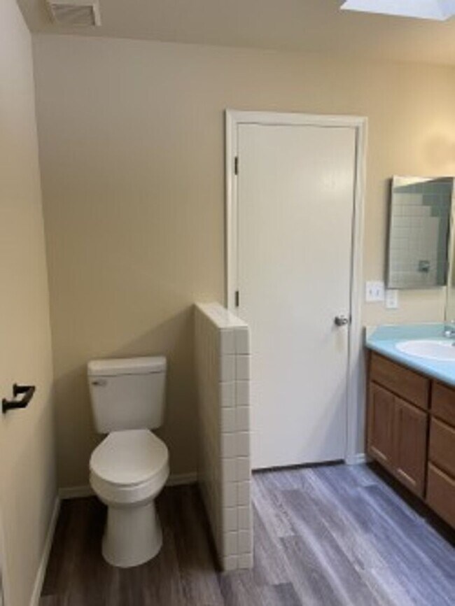 Building Photo - PENDING APPROVED APPLICATION!!!-No longer available