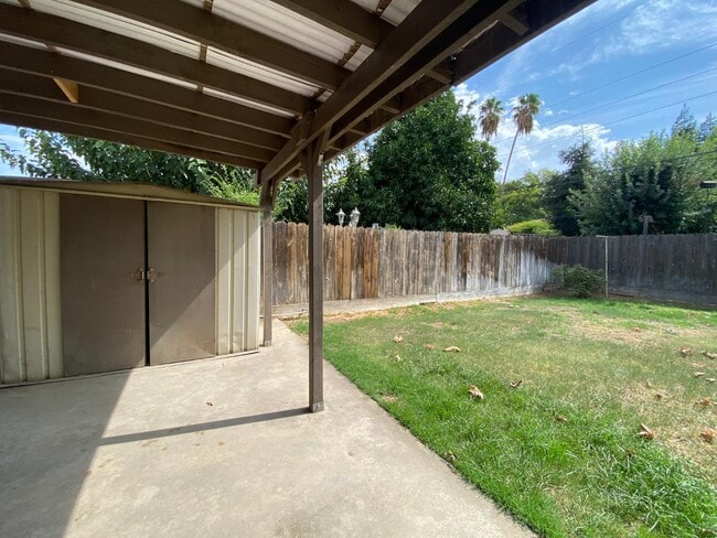 Building Photo - 2609 W Griffith Way