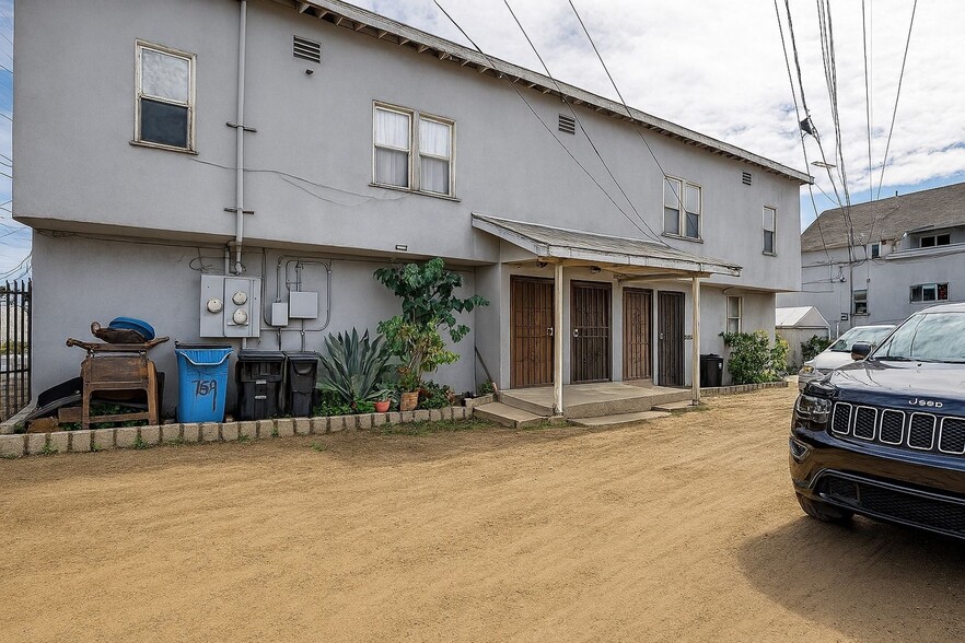 Building Photo - 1157 E 21st St
