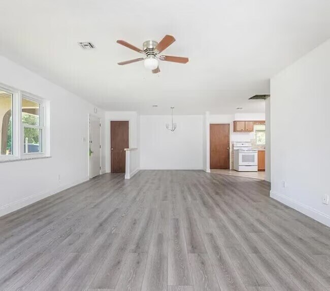 Building Photo - 29171 Orva Dr