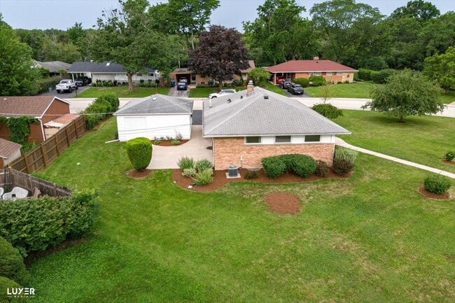 Building Photo - 1032 Whitfield Rd