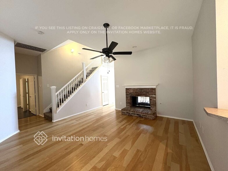 Building Photo - 3002 Wren Ln
