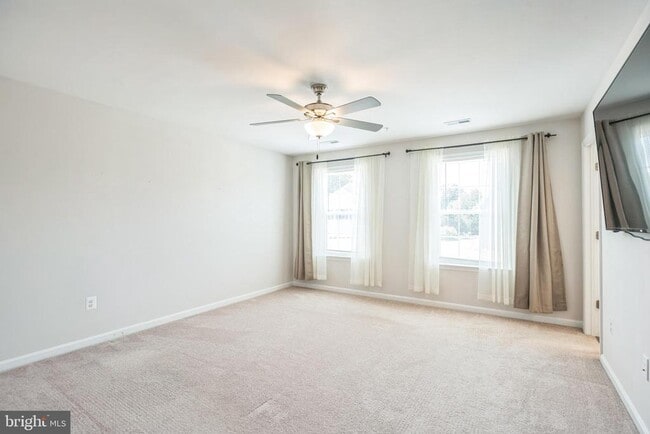 Building Photo - 14 Candleberry Dr