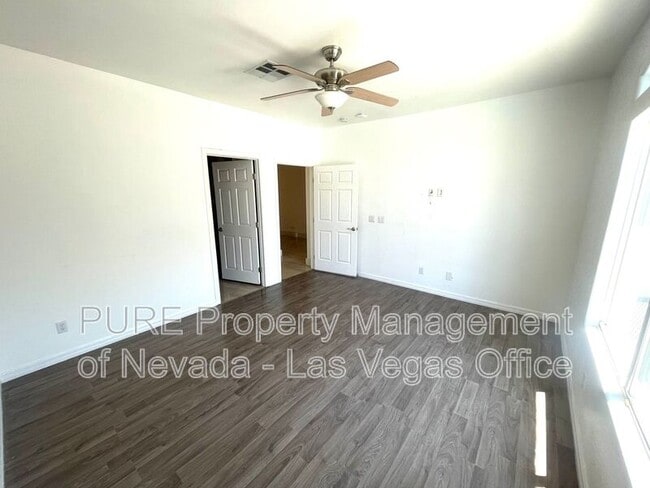 Building Photo - 9341 Lugo St