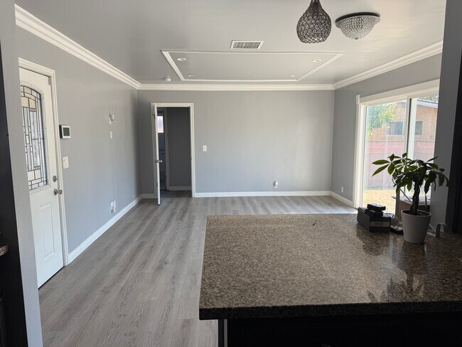 Building Photo - 6833 Severn Dr