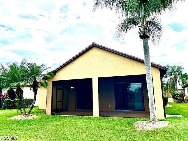 Building Photo - 12074 Country Day Cir