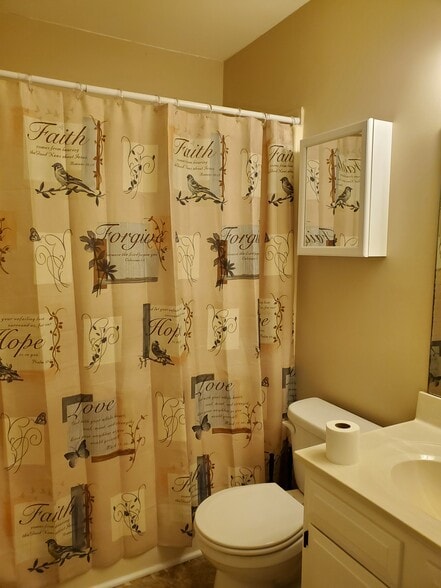 Building Photo - 300 Gurley Dr NW