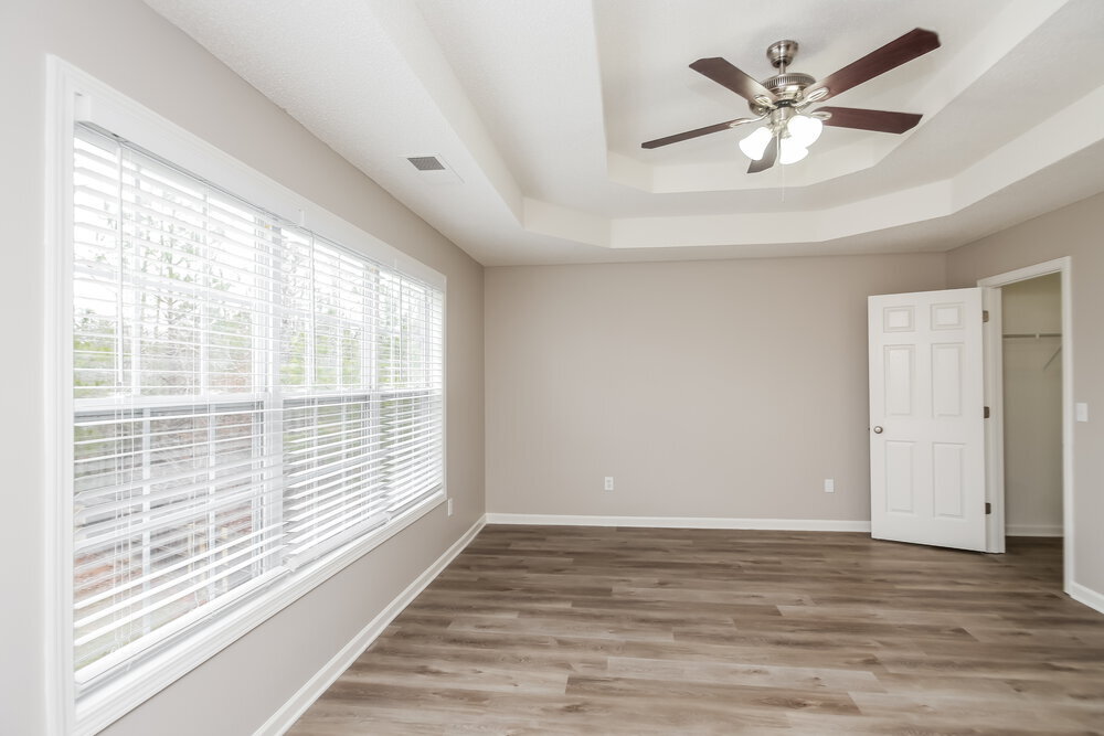 Building Photo - 5727 Newnan Cir