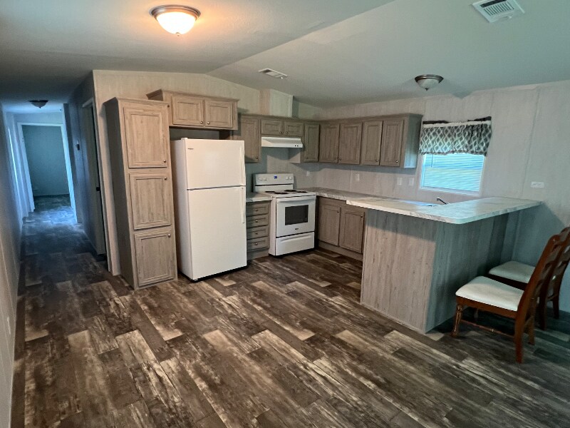 Building Photo - 5330 SE 35th Ct