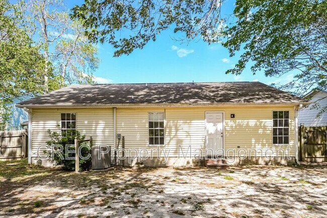 Building Photo - 207 Lynton Ct