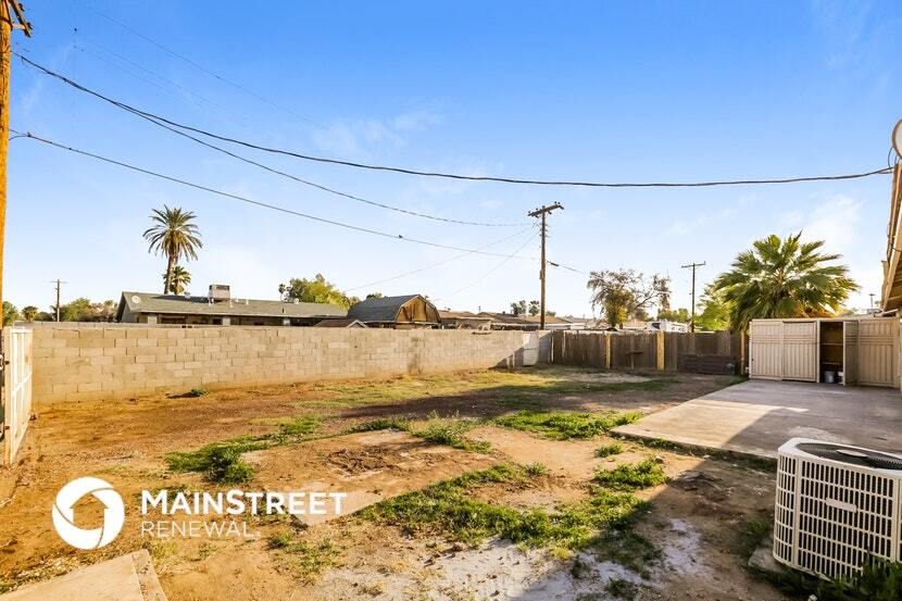 Building Photo - 5534 W Weldon Ave