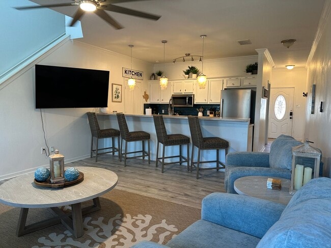 Building Photo - Ready for move in