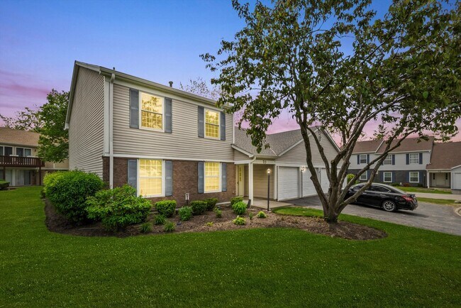 Building Photo - 713 Crescent Ct