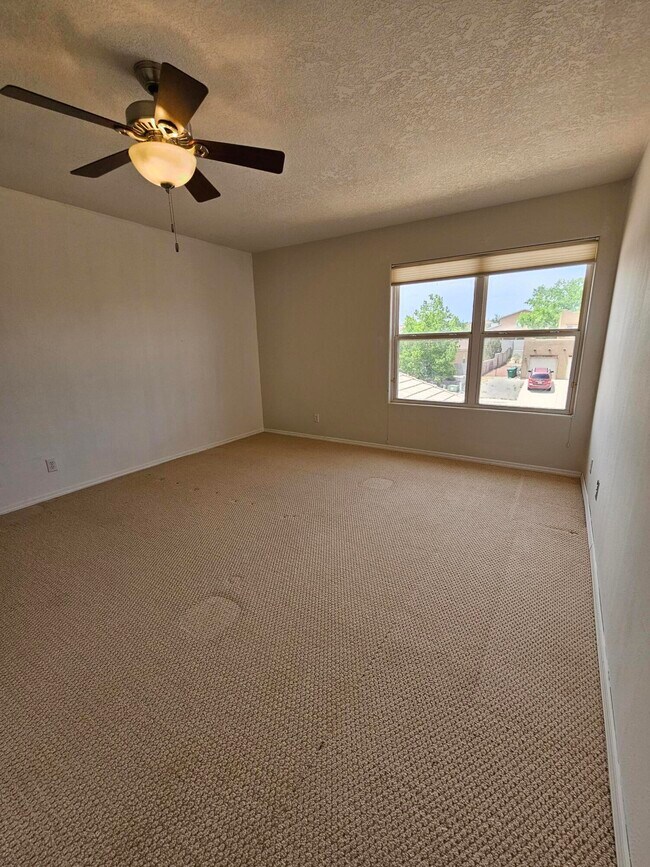 Building Photo - 5052 Westfield Dr NE