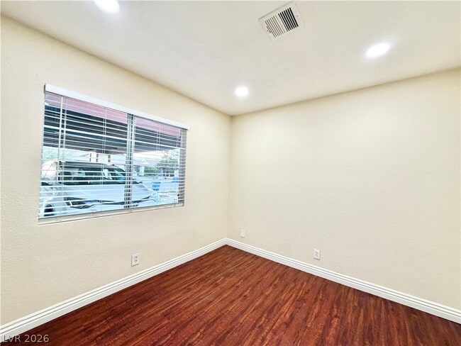 Building Photo - 4356 Bramblewood St