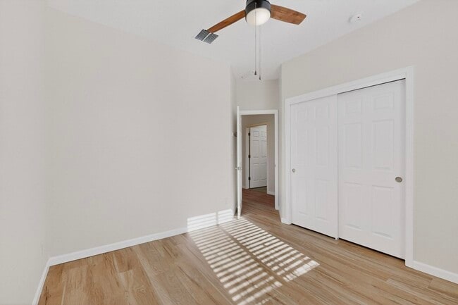 Building Photo - 4 Avenida Vista Esquisita