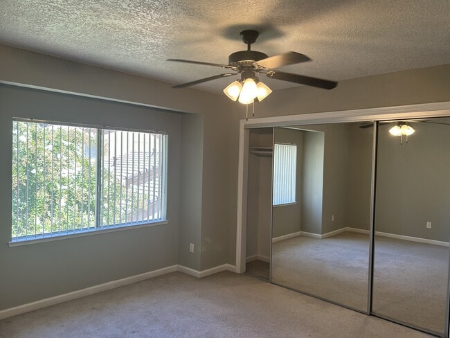 Building Photo - 4063 Elmo Loop