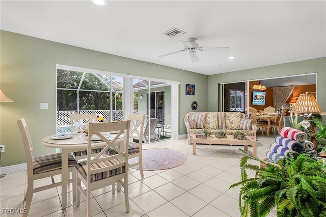 Building Photo - 8549 S Lake Cir