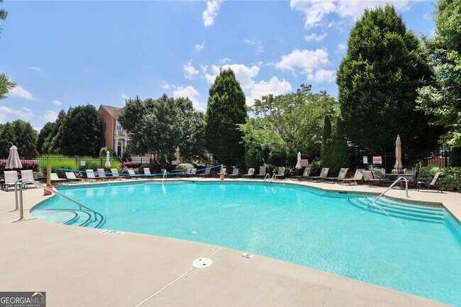 Building Photo - 4692 Wehunt Commons Dr