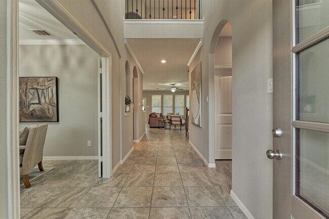 Building Photo - 2437 Branshill Dr