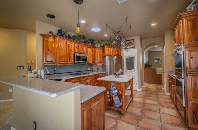 Building Photo - 111 Coker Ln