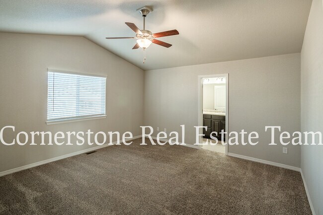 Building Photo - 10758 Saco Dr