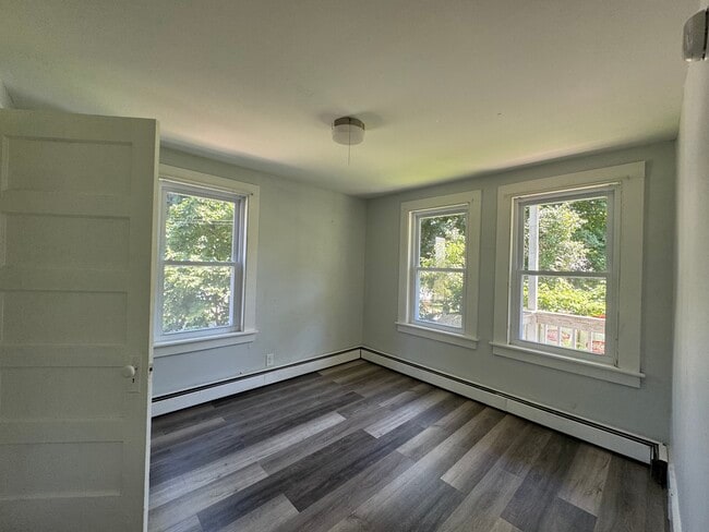 Building Photo - 17 Sullivan St