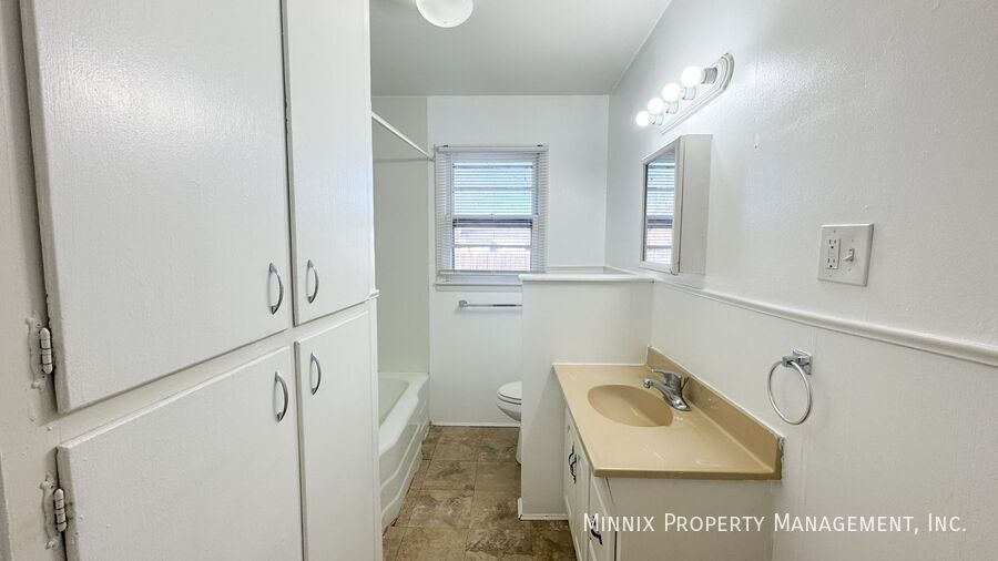 Building Photo - 4506 47th St