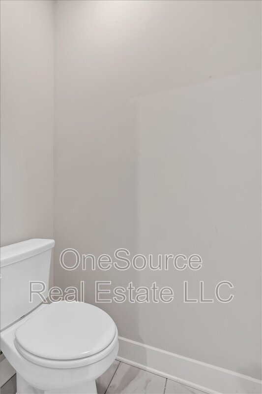 Building Photo - 4444 Sullivan Rd SW