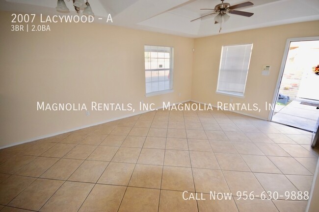 Building Photo - 3 Bed 2 Bath in Edinburg