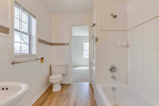 Building Photo - 3703 S Sherman St