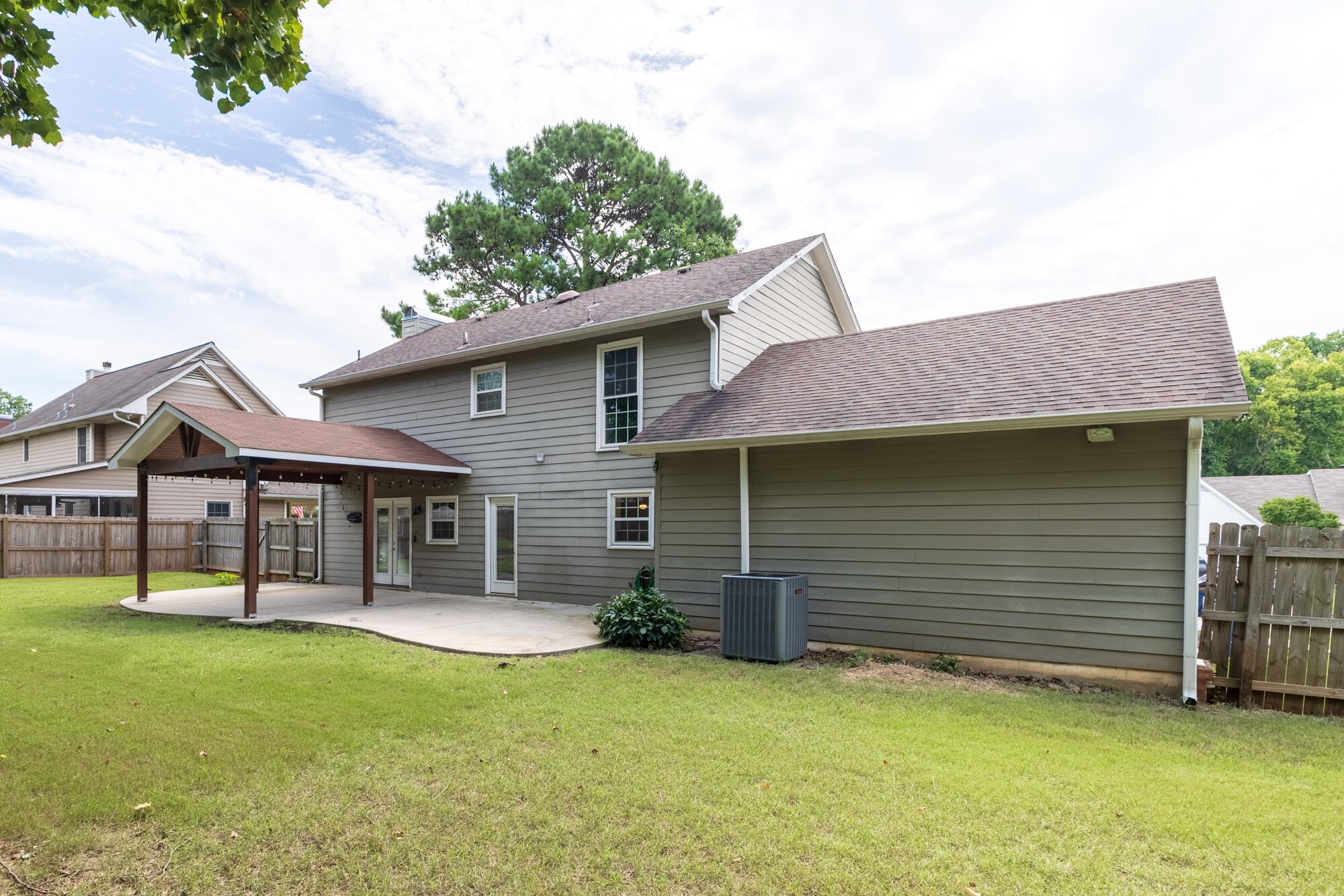 Building Photo - 167 Mill Creek Xing