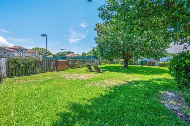 Building Photo - 265 Chipola Cove