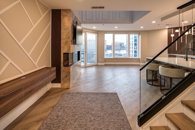 Building Photo - 600 Harbor Blvd