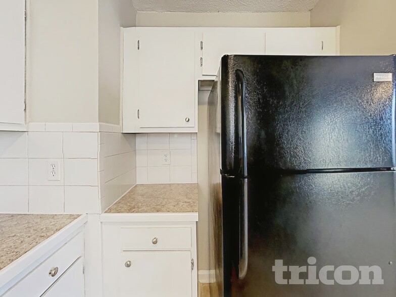 Building Photo - 14020 Eden Ct