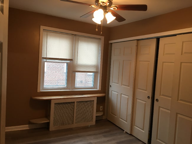 Building Photo - 1143 Rosalie St