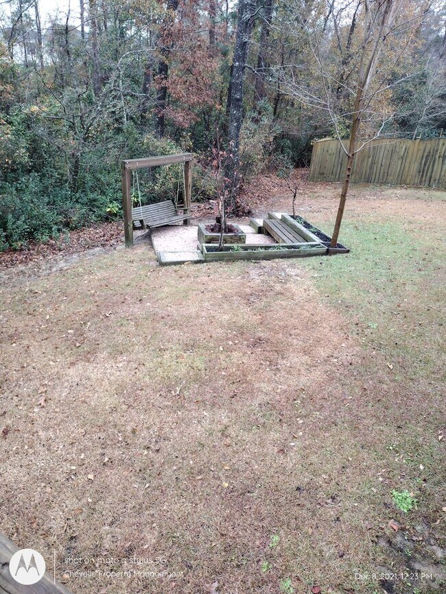 Building Photo - Beautiful 5 bedroom FOR RENT