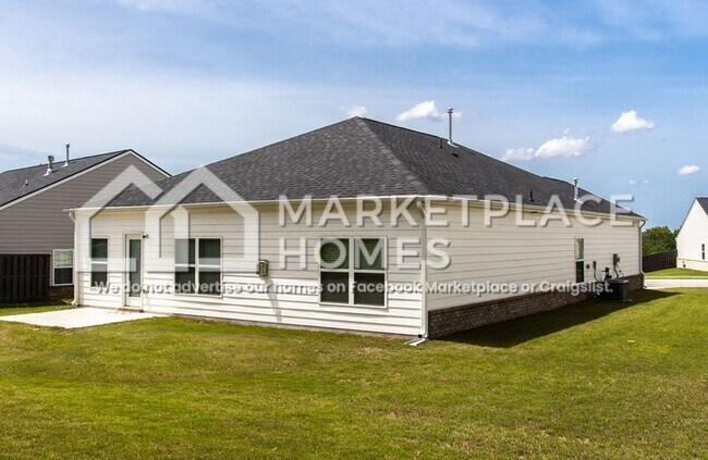 Building Photo - 3098 White Gate Lp