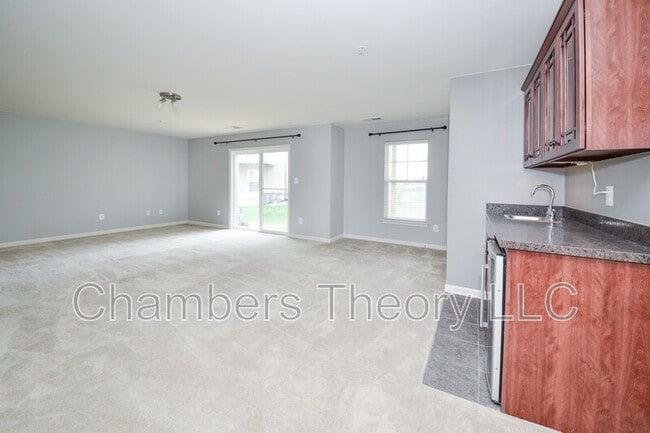 Building Photo - 24668 Caribou Square