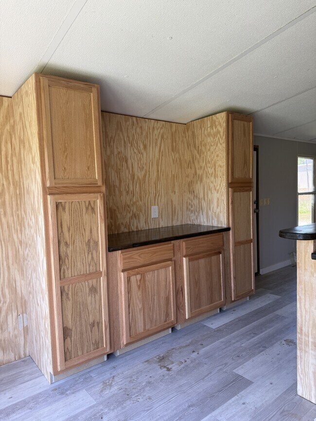 Building Photo - 4617 US-60