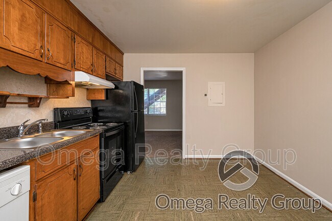 Building Photo - 2020 High School Rd