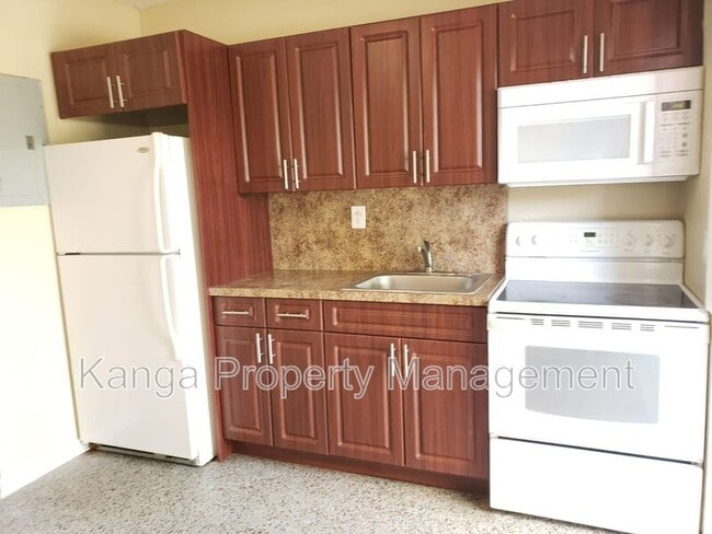 Building Photo - 3712 Henry Ave