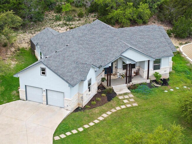 Building Photo - 706 Stow Dr