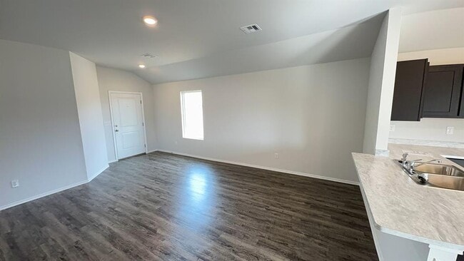 Building Photo - 9708 Laredo Ln