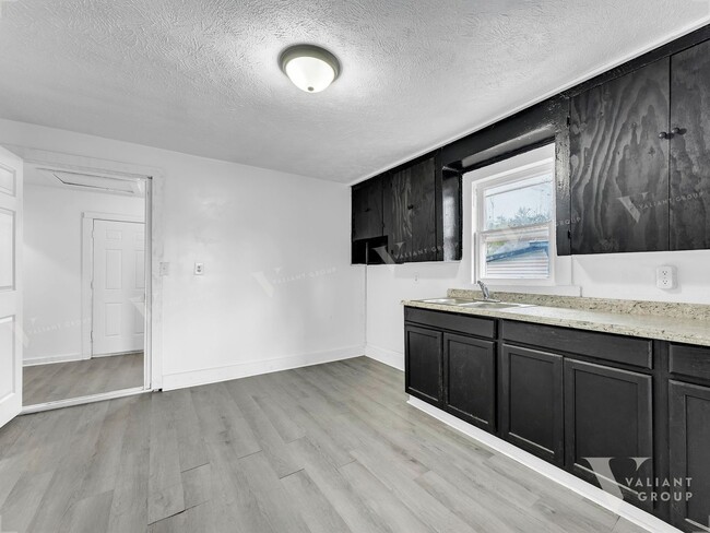 Building Photo - Cozy One-Bedroom, One-Bath Home For Rent i...